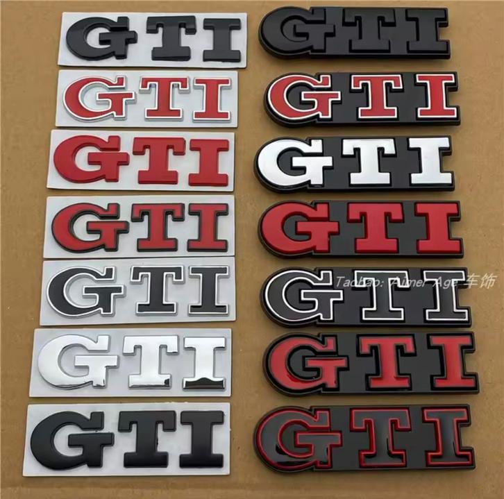 Golf 7/7,5 GTI embleem/logo kofferklep, Auto-onderdelen, Carrosserie en Plaatwerk, Bumper, Volkswagen, Voor, Nieuw, Ophalen of Verzenden