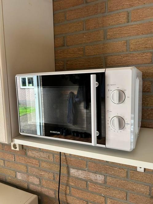 Magnetron Inventum in goede staat!, Witgoed en Apparatuur, Magnetrons, Gebruikt, Vrijstaand, Magnetron, Minder dan 45 cm, Draaiplateau