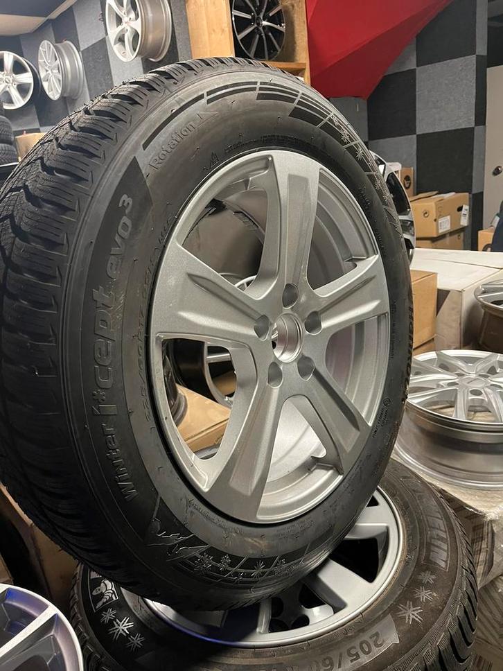 17 inch Audi A6 S6 A8 A5 winterset Hankook 2256017 5x112, Auto-onderdelen, Banden en Velgen, Velg(en), Winterbanden, 17 inch, 225 mm