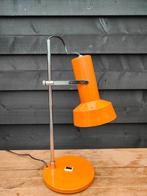 Vintage Aluminor tafellamp oranje - jaren '60/'70, Huis en Inrichting, Lampen | Tafellampen, Gebruikt, 50 tot 75 cm, Ophalen of Verzenden