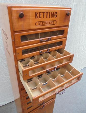 fourniturenkast ladekast garenkast winkelkast  beschikbaar voor biedingen