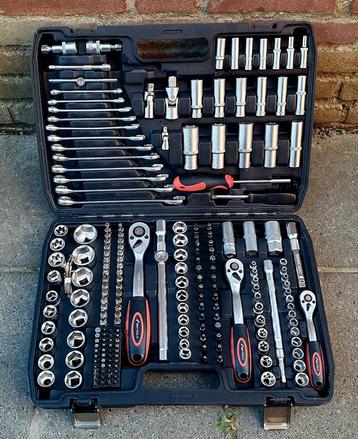 Gereedschapskist / gereedschapskoffer 255 delig NIEUW  beschikbaar voor biedingen