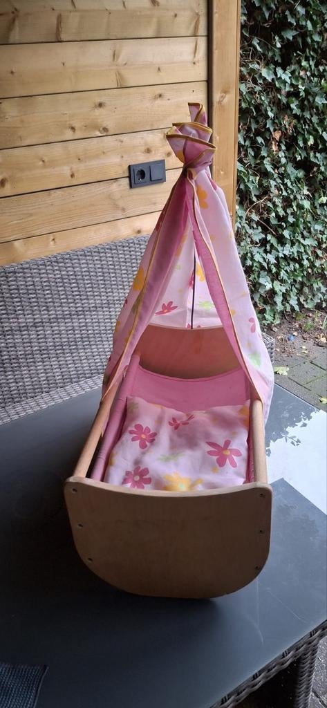 Poppenwieg met hemeltje, Ophalen of Verzenden, Gebruikt, Wieg