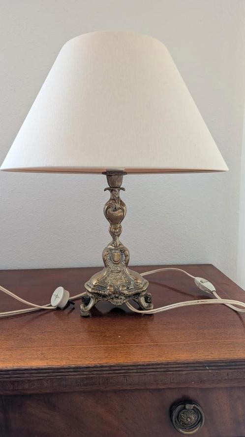 Vintage antieke koperen tafellamp met sierlijk design, Antiek en Kunst, Antiek | Lampen, Ophalen of Verzenden