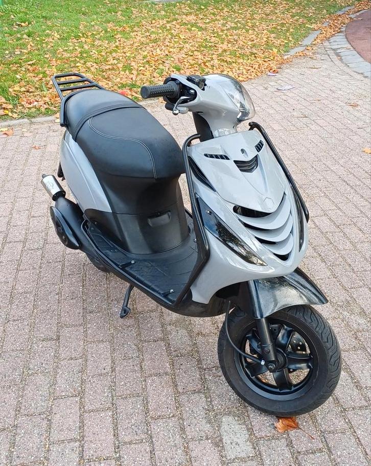 Piaggio Zip brom 70cc 2-takt, Fietsen en Brommers, Scooters | Piaggio, Gebruikt, Zip, Maximaal 45 km/u, Tweetakt, Ophalen