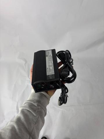 Lader elektrische fiets 1.5A 115/230V beschikbaar voor biedingen