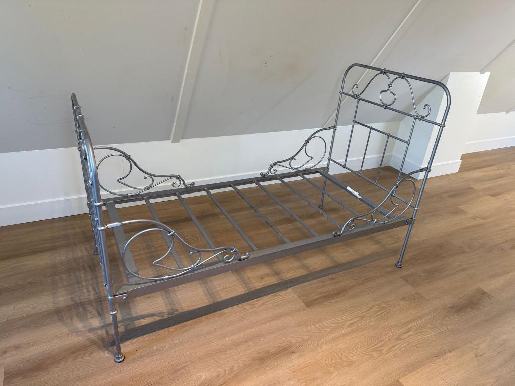Brocant kinderbed 150x70, Ophalen, Zo goed als nieuw, 140 tot 160 cm, 70 tot 85 cm