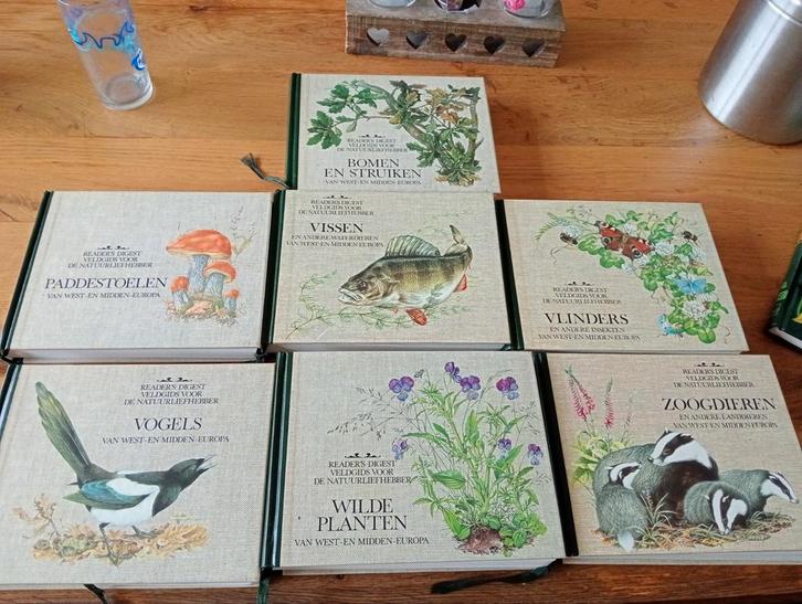 7 x Readers Digest Veldgidsen, Boeken, Natuur, Zo goed als nieuw, Natuur algemeen, Ophalen of Verzenden