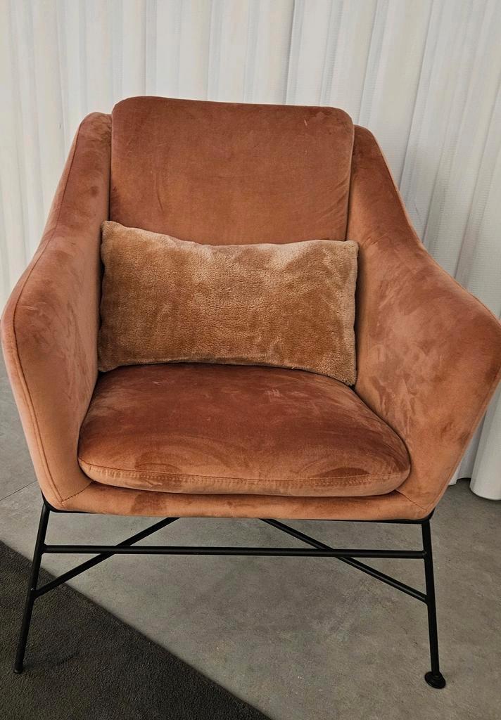 Roze Velvet Fauteuil - Stijlvol & Comfortabel, Huis en Inrichting, Fauteuils, Zo goed als nieuw, Metaal, Stof, 75 tot 100 cm, 75 tot 100 cm