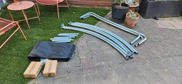 Trampoline Frame - Zonder Net en Rand, gratis af te halen beschikbaar voor biedingen