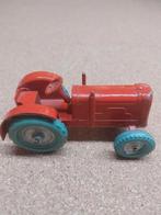 Rode diecast tractor, Hobby en Vrije tijd, Ophalen, Zo goed als nieuw, Tractor of Landbouw