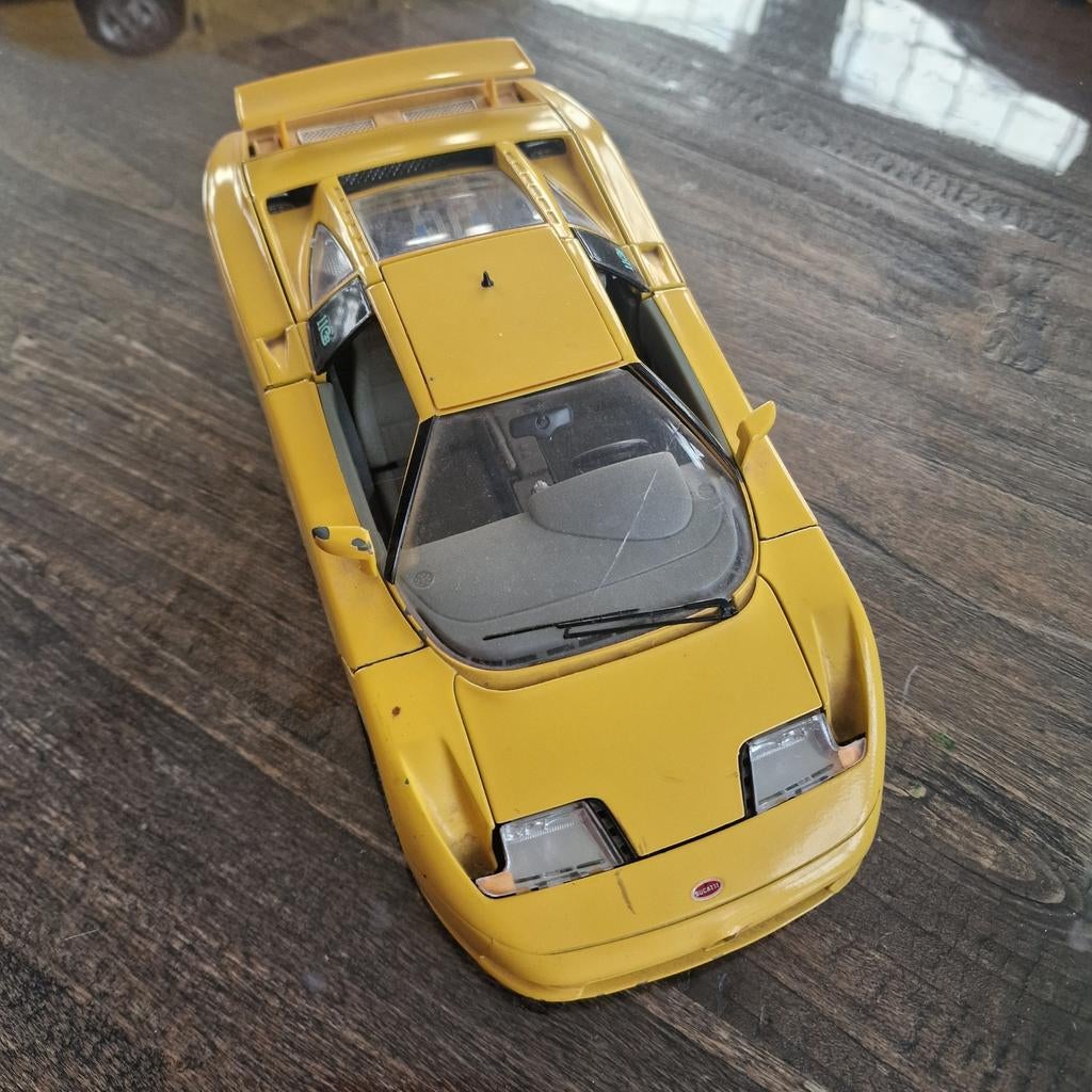 Modelauto Bugatti EB110 1991 1:18, Ophalen of Verzenden, Gebruikt, Auto, Overige merken