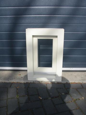 hh wc kozijn 40 x 60 cm hoog  beschikbaar voor biedingen