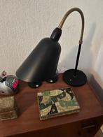 Vintage design Arne Jacobsen Bellevue tafellamp &Tradition, Huis en Inrichting, Lampen | Tafellampen, Ophalen, Gebruikt, Minder dan 50 cm
