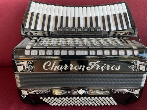 Italiaanse Charron Frères waaierklavier accordeon . 4 korig, Muziek en Instrumenten, Accordeons, Gebruikt, Toetsaccordeon, 120-bas