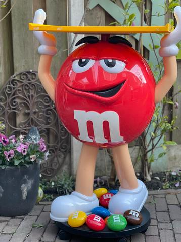 XXL M&M Display - Eyecatcher van 90cm! beschikbaar voor biedingen