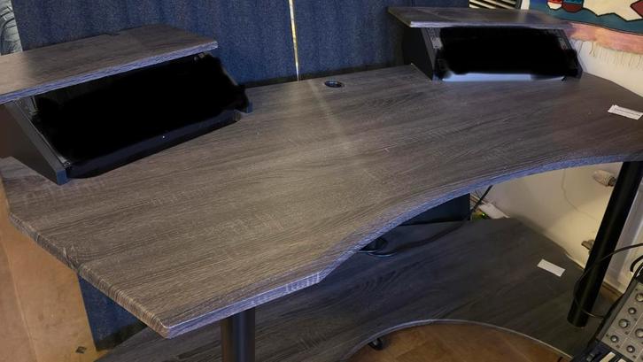 Studio tafel met 16 inch rack, Huis en Inrichting, Bureaus, Zo goed als nieuw, Ophalen