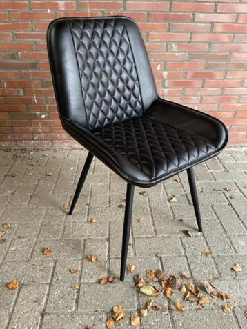 stoelen zwart leer €99,=ps voorraad  ZELF HALEN beschikbaar voor biedingen