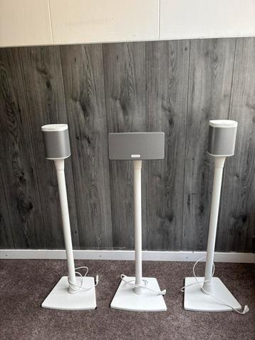 Sonos play 1  2 x luidspr. en sonos play 3  1 x  beschikbaar voor biedingen