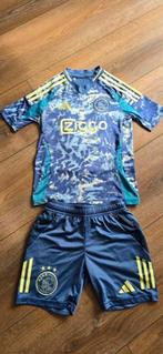 Origineel Ajax Uitshirt + broek 24/25 #25 Weghorst maat 140, Ophalen of Verzenden, Zo goed als nieuw, Ajax, Shirt