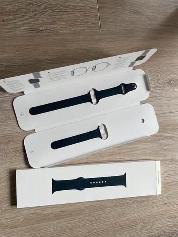 Apple Watch Band 41 mm (1-2 times used) beschikbaar voor biedingen