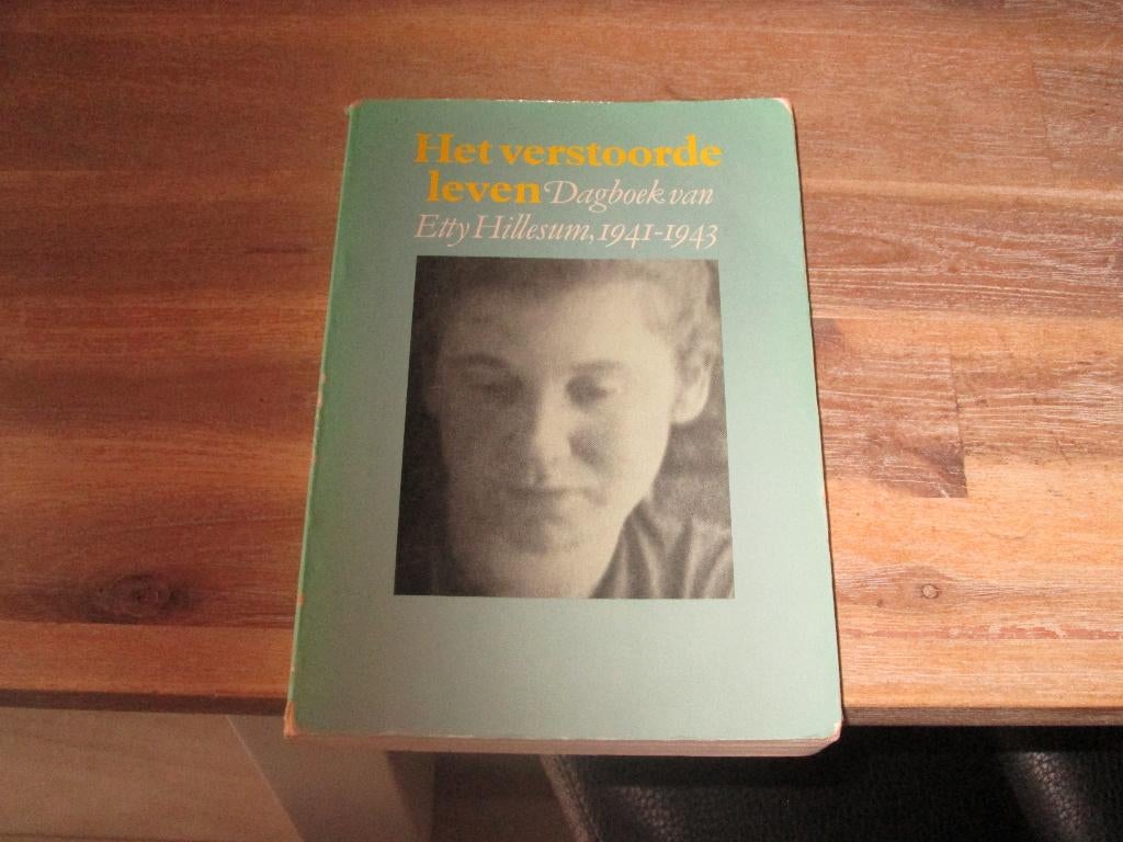 het verstoorde leven dagboeken van Etty Hillesum 1941-1943, Boeken, Ophalen of Verzenden, Tweede Wereldoorlog, Zo goed als nieuw