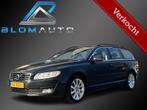 Volvo V70 2.0 D AUT LEDER+XENON+STANDKACHEL NL AUTO, Auto's, Lichtsensor, 4 cilinders, 1969 cc, 23 km/l