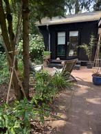 chalet op rustig kleinschalig bospark De Leemstobbe, Caravans en Kamperen