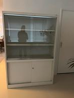 Apothekerskast, metaal met glazen schuifdeurtjes, Ophalen, 100 tot 150 cm, Zo goed als nieuw, 150 tot 200 cm