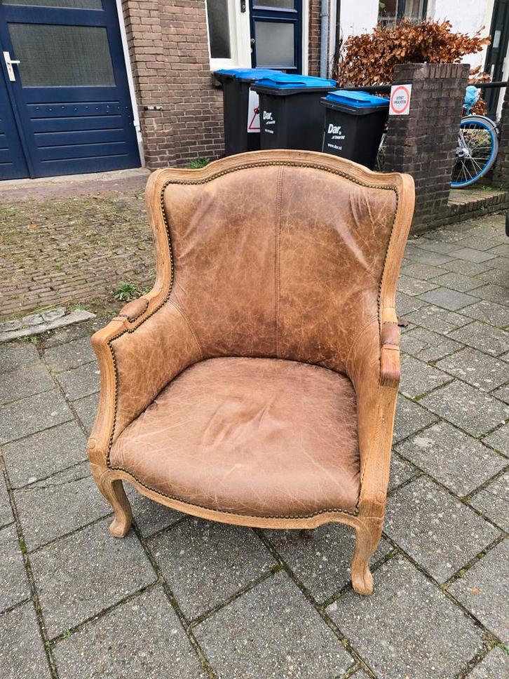 Authentieke leren fauteuil, Huis en Inrichting, Fauteuils, Gebruikt, Hout, Leer, Minder dan 50 cm, Minder dan 75 cm, Ophalen of Verzenden