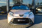 Toyota Aygo X 1.0 VVT-i S-CVT Premium NAVI CAMERA DAK AUTOMA, Stof, Gebruikt, Overige kleuren, 4 stoelen