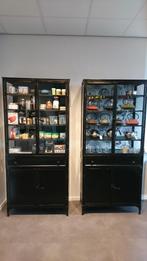 Stalen Vitrine Kasten zwart metaal met glas, Huis en Inrichting, Kasten | Vitrinekasten, Ophalen, Vintage, 50 tot 100 cm, Zo goed als nieuw
