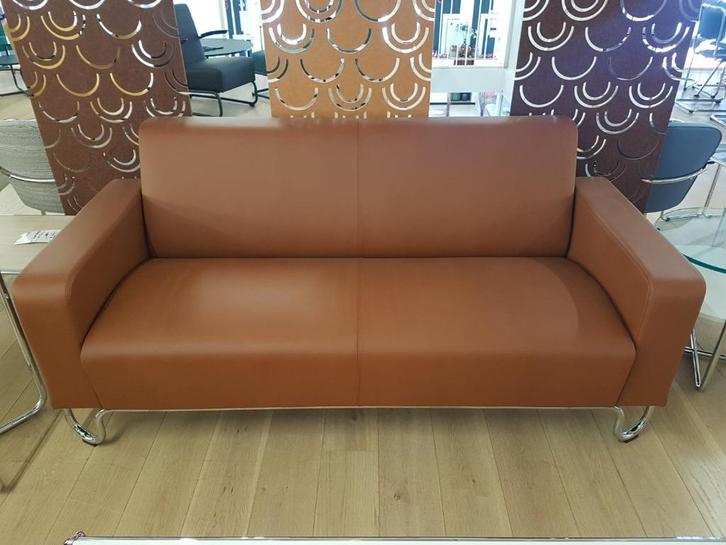 Gispen 441-B2.5 | 2.-zits | bruin leer I Dutch Originals, Huis en Inrichting, Banken | Bankstellen, Zo goed als nieuw, Rechte bank