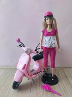 Barbie en scooter - Barbie Vespa 2008, Ophalen of Verzenden, Gebruikt, Pop