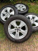 Toyota Rav4 velgen met banden en Yaris zomer en winterbanden, Auto-onderdelen, Banden en Velgen, Ophalen, Banden en Velgen, 17 inch