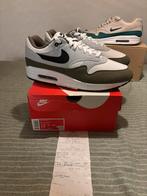 Nike air max 1 White Black Medium Olive maat 45, Overige kleuren, Nike, Ophalen of Verzenden, Sneakers of Gympen