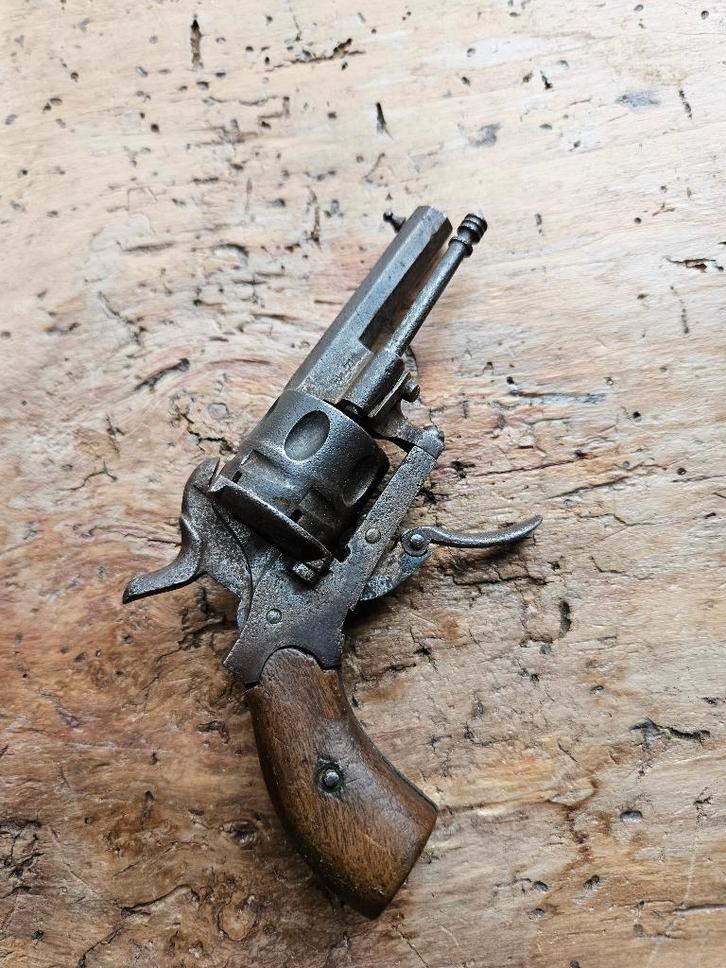 Leuke opknapper antieke penvuur revolver, Verzamelen, Militaria | Algemeen, Landmacht, Nederland, Ophalen of Verzenden