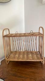 Rieten kastje/etagere, Huis en Inrichting, Ophalen of Verzenden, Gebruikt