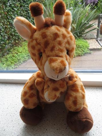 Giraffe of giraf met jong merk Nicotoy Simba Toys beschikbaar voor biedingen