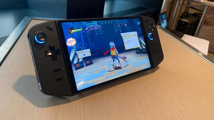 Te koop Lenovo legion Go Z1 Extreme compleet, Computers en Software, Desktop Pc's, Zo goed als nieuw, Ophalen