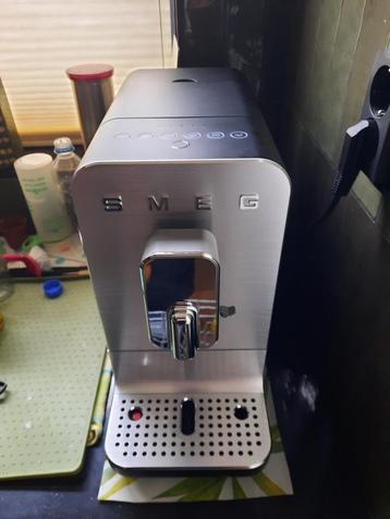 SMEG Koffiemachine BCC13BLMEU beschikbaar voor biedingen