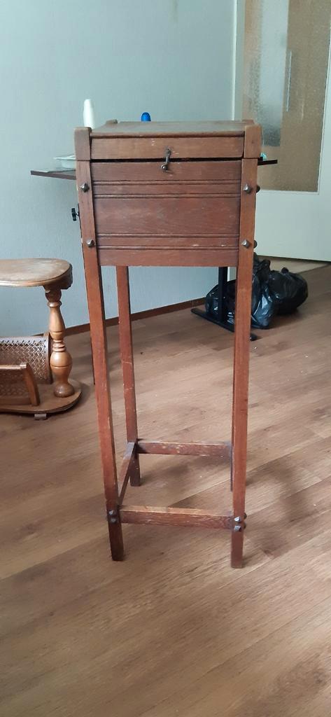 Antiek warmhoud tafeltje, Antiek en Kunst, Antiek | Meubels | Tafels, Ophalen