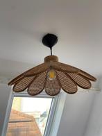 Rotan/houten bloem hanglamp, Huis en Inrichting, Lampen | Hanglampen, Ophalen, Zo goed als nieuw, Hout, Minder dan 50 cm