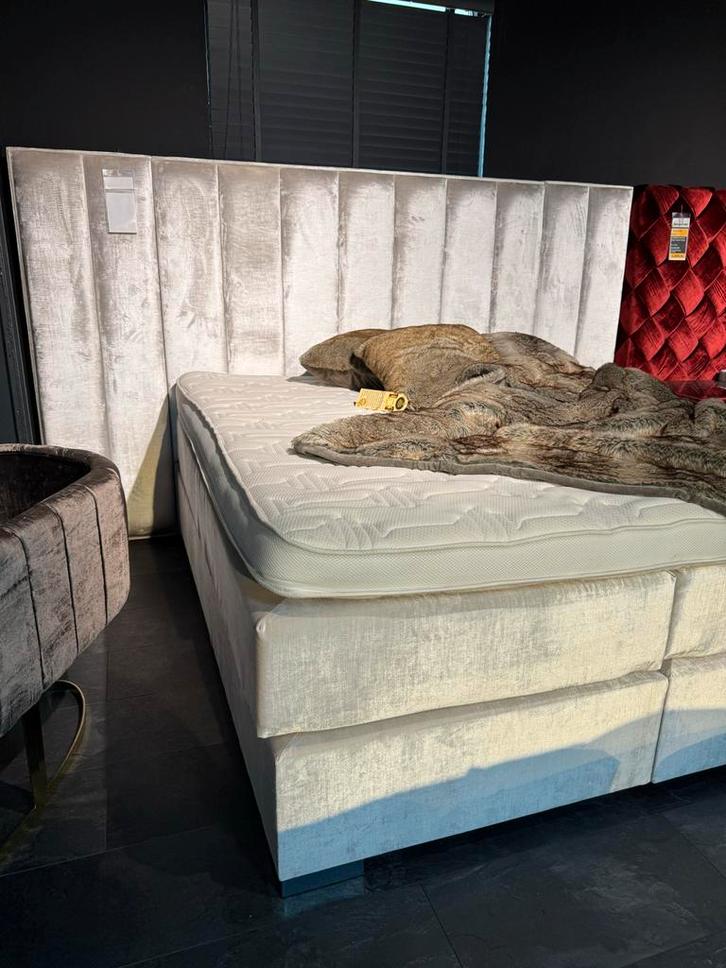 Crème Boxspring - Luxe en Comfort, Huis en Inrichting, Slaapkamer | Boxsprings, Nieuw, 180 cm, 200 cm, Tweepersoons, Crème, Ophalen of Verzenden