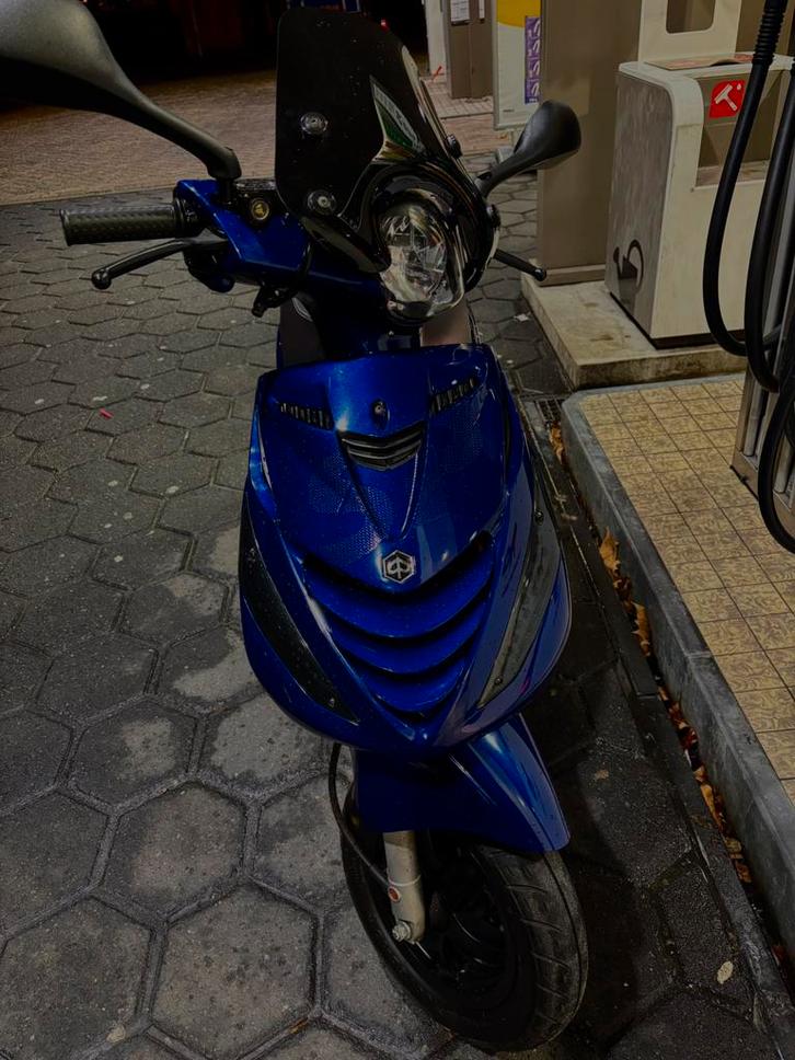 Zip 50cc 4t carburateur, Fietsen en Brommers, Scooters | Piaggio, Zo goed als nieuw, Zip, Maximaal 45 km/u, Benzine, Ophalen