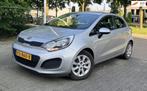 Kia Rio 1.4 CVVT ExecutiveLine Navi Camera, Voorwielaandrijving, Euro 5, Gebruikt, Zwart