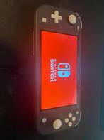 Nintendo Switch Lite (Met Pokemon Sword ), Spelcomputers en Games, Ophalen, Grijs, Zo goed als nieuw