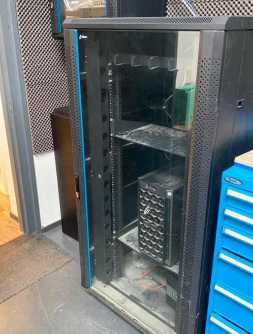 ALFACO Serverkast 800x800x1600, Computers en Software, Serverkasten, Zo goed als nieuw, Glas, Geperforeerd, Ophalen