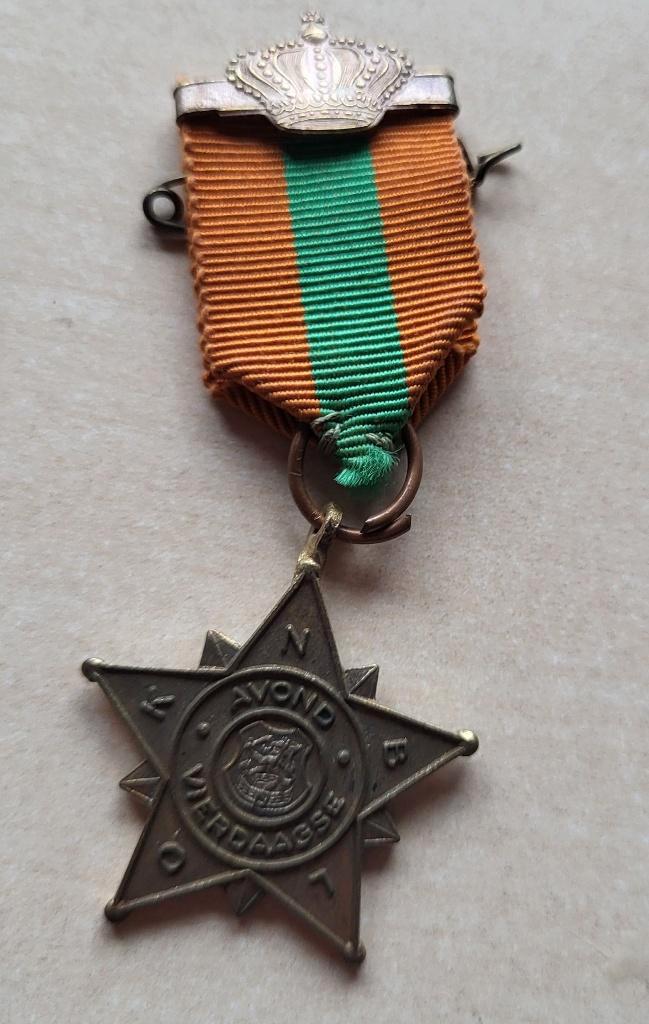 KNBLO Avondvierdaagse kroon medaille, Postzegels en Munten, Penningen en Medailles, Overige materialen, Ophalen of Verzenden