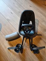 Thule Yepp Mini Voorzitje Fietsstoeltje met windscherm, Voorzitje, Ophalen of Verzenden, Zo goed als nieuw, Voetsteuntjes